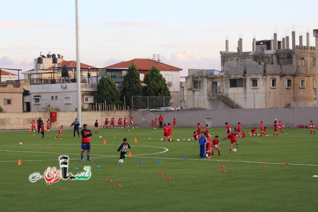 فيديو: قفزوا كالغزلان والفرحة والدموع تغمران شاكرين الرحمن وابو العبد بالحسبان في افتتاح ملعبهم الخضراوان   